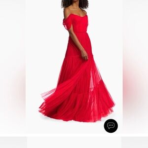 New with tags. Gorgeous tulle dress.